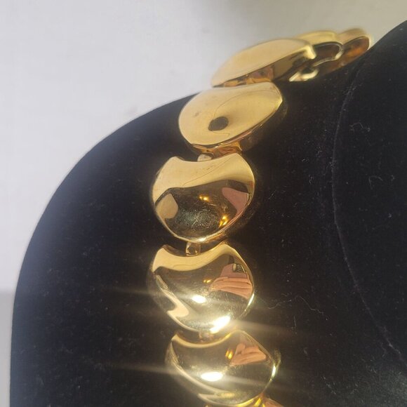 Vintage Napier Gold-Tone Chunky Formal Statement Necklace With Fold-Over Clasp - Picture 2 of 4